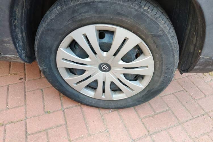 Used CHANGAN OSHAN X70A 2020 1.5L Manual Base Version Right Front Wheel Hub