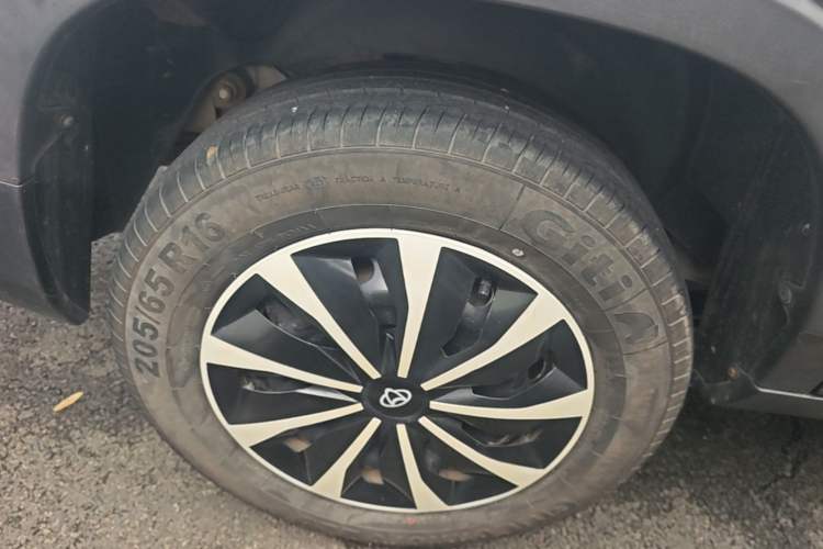 Used CHANGAN OSHAN X70A 2020 1.5L Manual Base Version Right Rear Wheel Hub