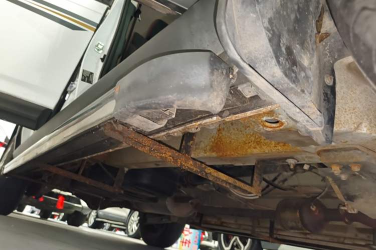 Used CHANGAN OSHAN X70A 2020 1.5L Manual Base Version Right Side Sill