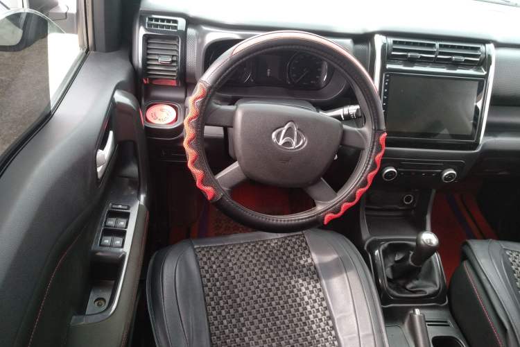 Used CHANGAN OSHAN X70A 2020 1.5L Manual Classic Trim Steering Wheel