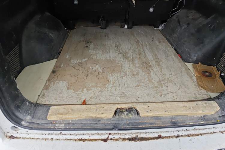Used CHANGAN OSHAN X70A 2020 1.5L Manual Base Version Trunk