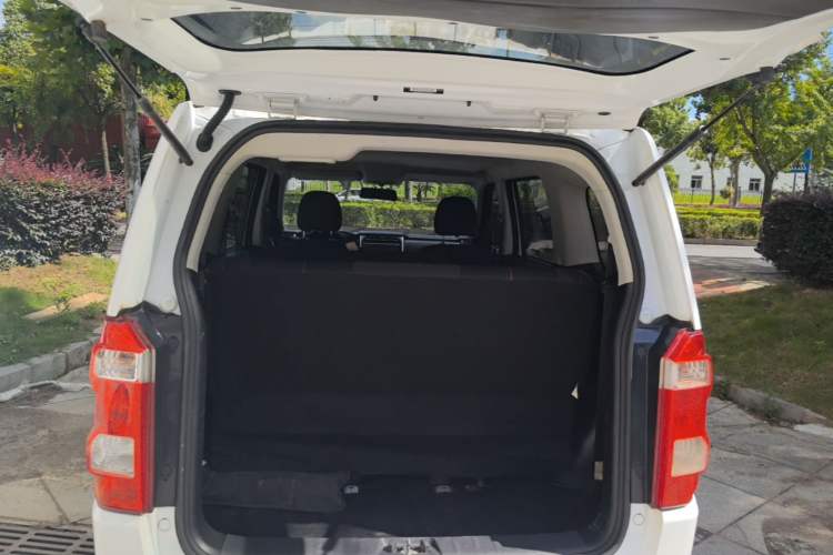 Used CHANGAN OSHAN X70A 2020 1.5L Manual Base Version Trunk