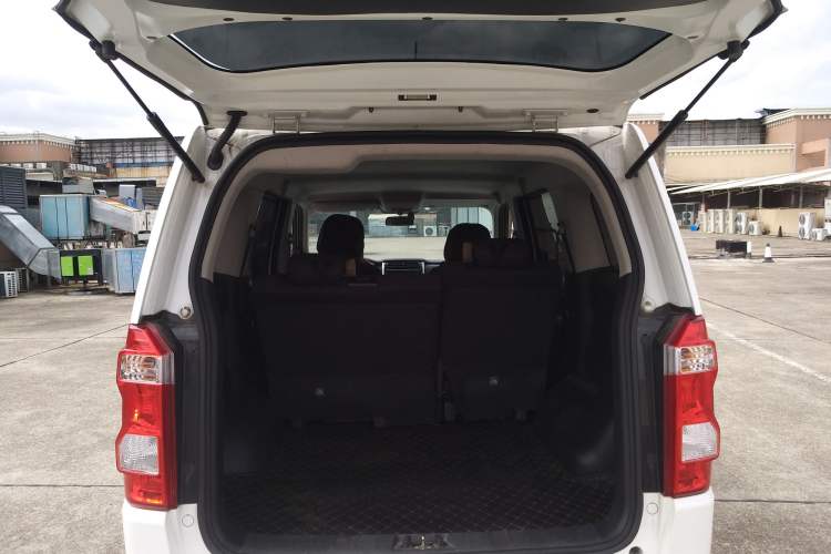 Used CHANGAN OSHAN X70A 2020 1.5L Manual Classic Trim Trunk