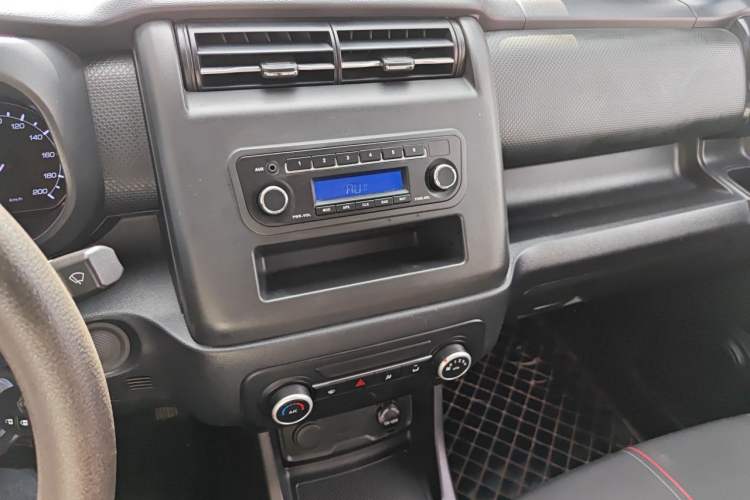 Used CHANGAN OSHAN X70A 2022 1.5L Manual Base Version Audio And AC Panel