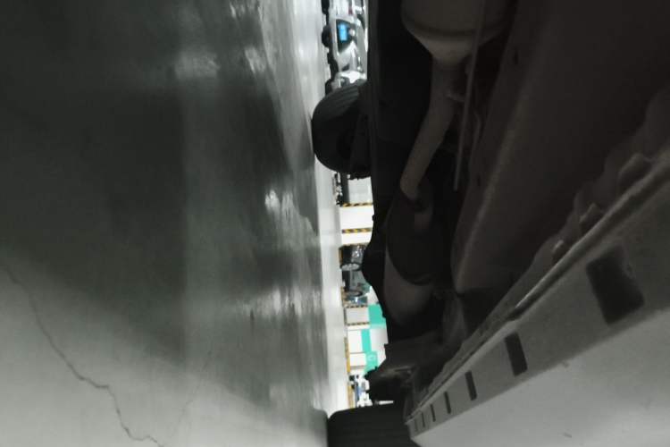 Used CHANGAN OSHAN X70A 2022 1.5L Manual Base Version Chassis Front Left