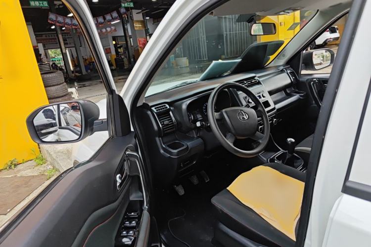 Used CHANGAN OSHAN X70A 2022 1.5L Manual Base Version Driver Seat