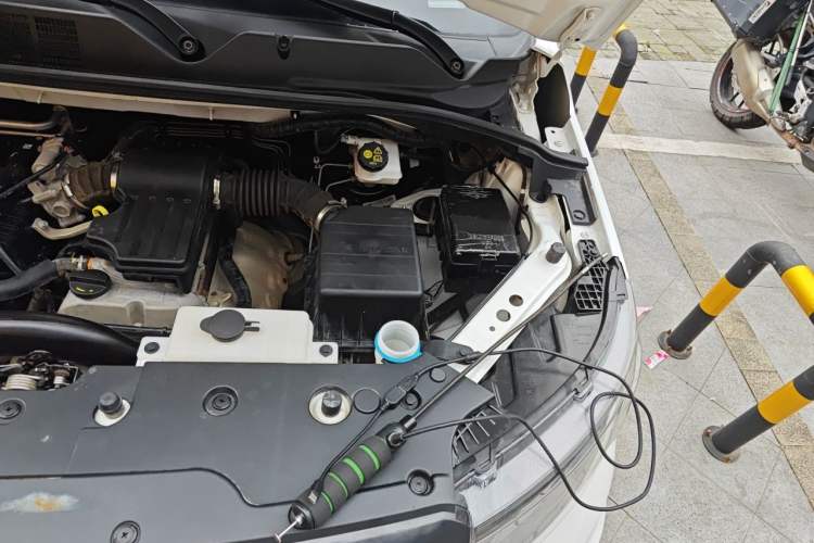 Used CHANGAN OSHAN X70A 2022 1.5L Manual Base Version Engine Bay Left