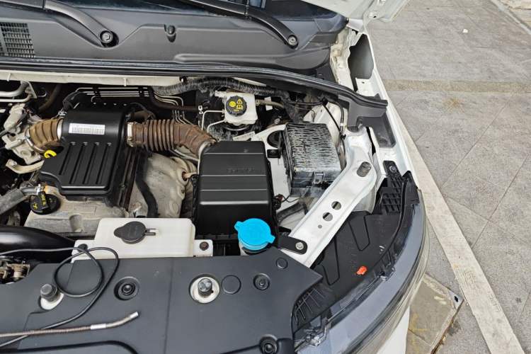 Used CHANGAN OSHAN X70A 2022 1.5L Manual Base Version Engine Bay Left