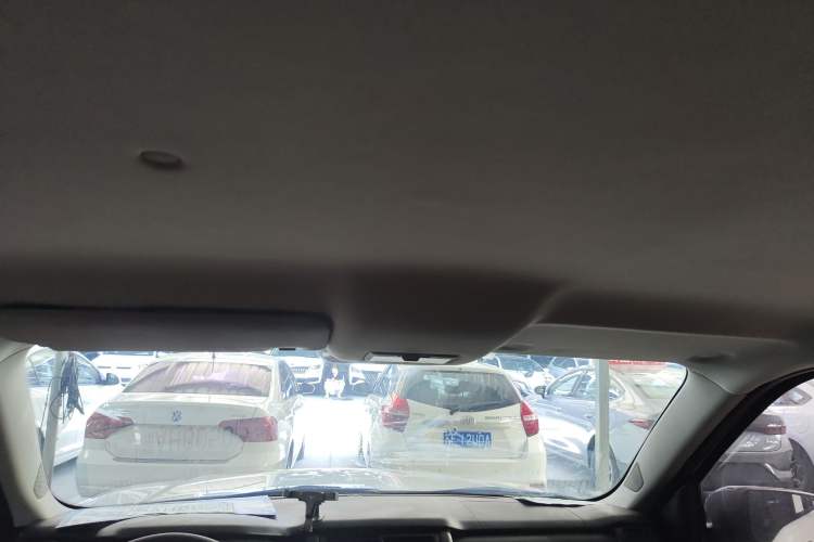Used CHANGAN OSHAN X70A 2022 1.5L Manual Base Version Headliner