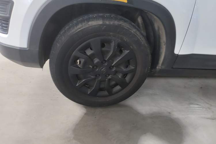 Used CHANGAN OSHAN X70A 2022 1.5L Manual Base Version Left Front Wheel Hub