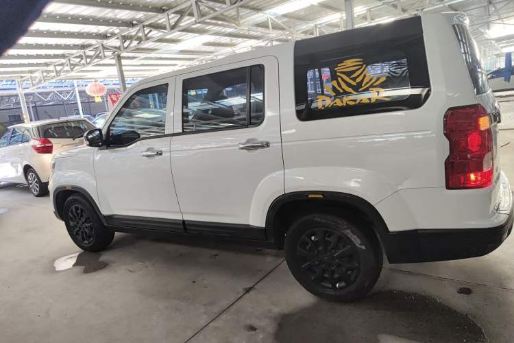 Used CHANGAN OSHAN X70A 2022 1.5L Manual Base Version Left Side