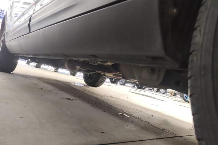 Used CHANGAN OSHAN X70A 2022 1.5L Manual Base Version Left Side Sill