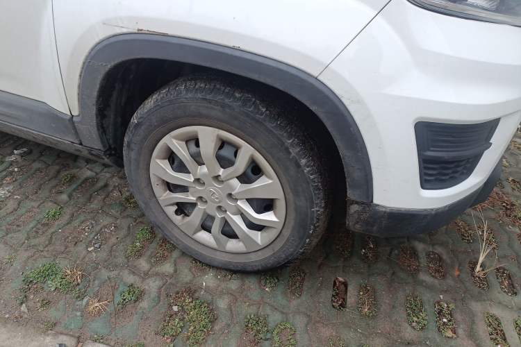 Used CHANGAN OSHAN X70A 2022 1.5L Manual Base Version Right Front Wheel Hub