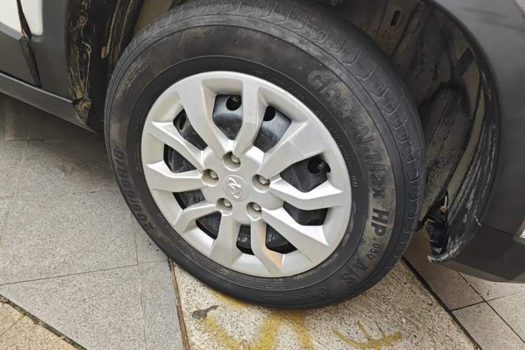 Used CHANGAN OSHAN X70A 2022 1.5L Manual Base Version Right Front Wheel Hub