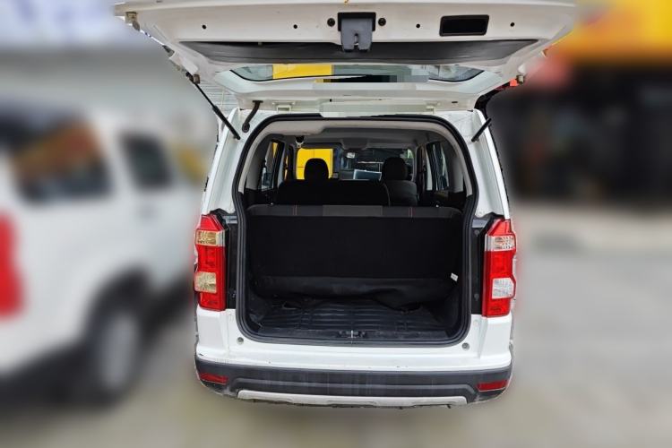 Used CHANGAN OSHAN X70A 2022 1.5L Manual Base Version Trunk