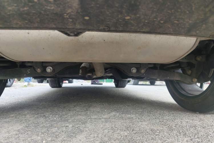 Used CHANGAN OSHAN Z6 2023 Blue Whale 1.5T DCT Smart Edition Chassis Rear