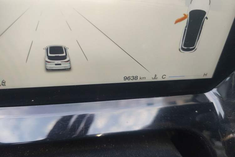 Used CHANGAN OSHAN Z6 2023 Blue Whale 1.5T DCT Smart Edition Odometer Close Up