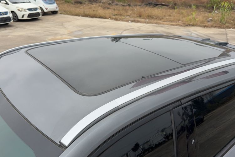 Used CHANGAN OSHAN Z6 2022 Blue Whale 1.5T DCT Smart Edition Roof