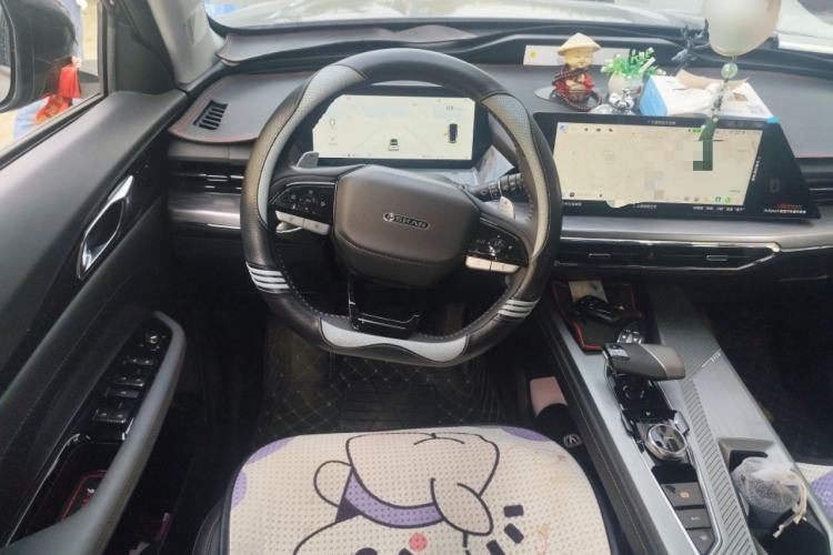 Used CHANGAN OSHAN Z6 2023 Blue Whale 1.5T DCT Smart Edition Steering Wheel
