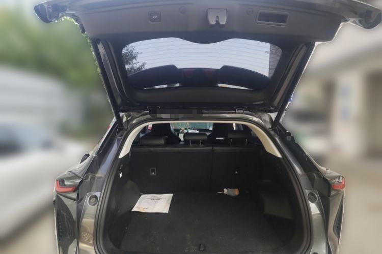 Used CHANGAN OSHAN Z6 2023 Blue Whale 1.5T DCT Smart Edition Trunk