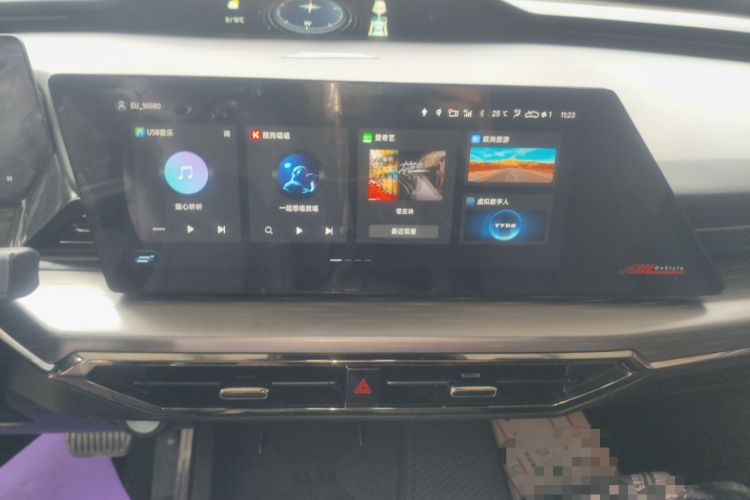 Used CHANGAN OSHAN Z6 2022 Blue Whale 1.5T DCT Smart Edition Urban Version Audio And AC Panel