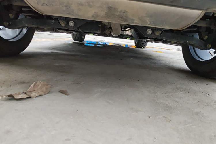 Used CHANGAN OSHAN Z6 2022 Blue Whale 1.5T DCT Smart Edition Urban Version Chassis Rear