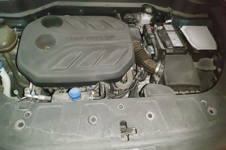 Used CHANGAN OSHAN Z6 2022 Blue Whale 1.5T DCT Smart Edition Engine Bay