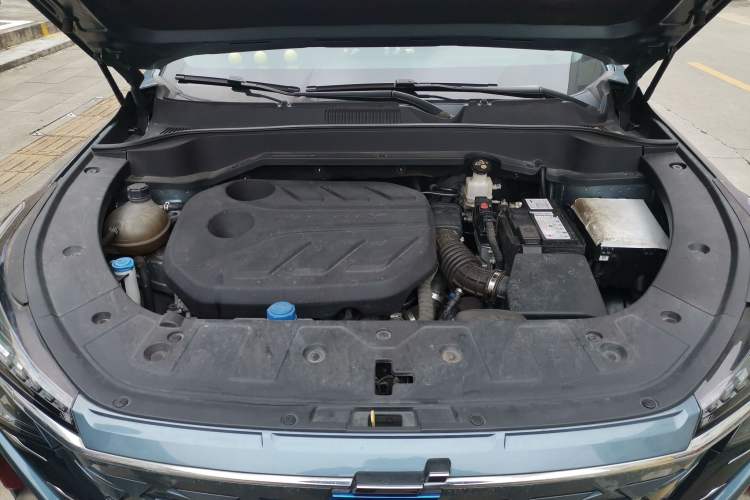 Used CHANGAN OSHAN Z6 2022 Blue Whale 1.5T DCT Smart Edition Engine Bay