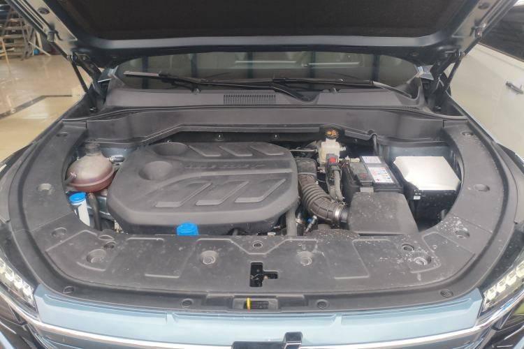 Used CHANGAN OSHAN Z6 2022 Blue Whale 1.5T DCT Smart Edition Urban Version Engine Bay