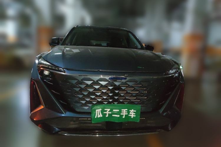 Used CHANGAN OSHAN Z6 2022 Blue Whale 1.5T DCT Smart Edition Front