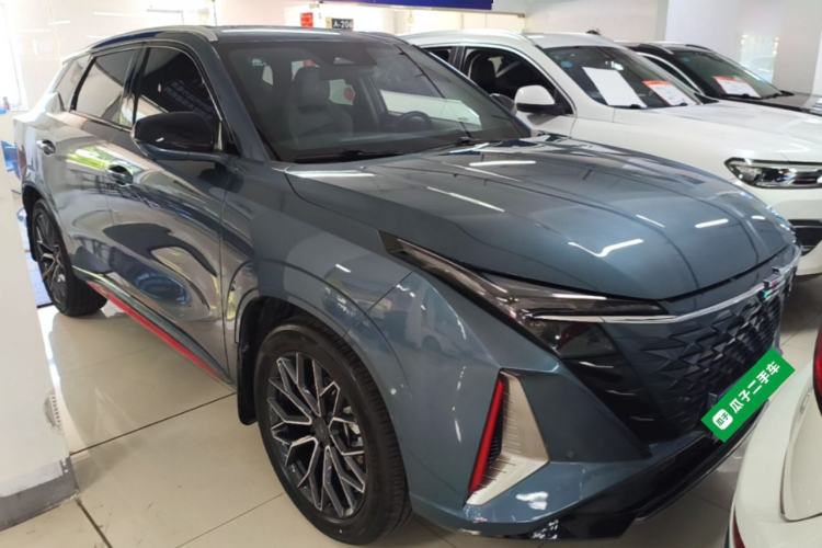 Used CHANGAN OSHAN Z6 2022 Blue Whale 1.5T DCT Smart Edition Urban Version Front Right 45 Deg