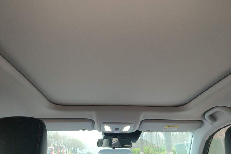 Used CHANGAN OSHAN Z6 2022 Blue Whale 1.5T DCT Smart Edition Urban Version Headliner
