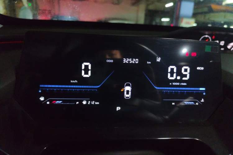 Used CHANGAN OSHAN Z6 2022 Blue Whale 1.5T DCT Luxury Model Instrument Cluster