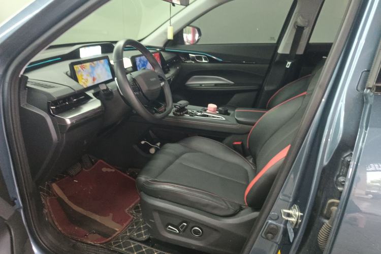 Used CHANGAN OSHAN Z6 2022 Blue Whale 1.5T DCT Smart Navigation Model Left Front Seat