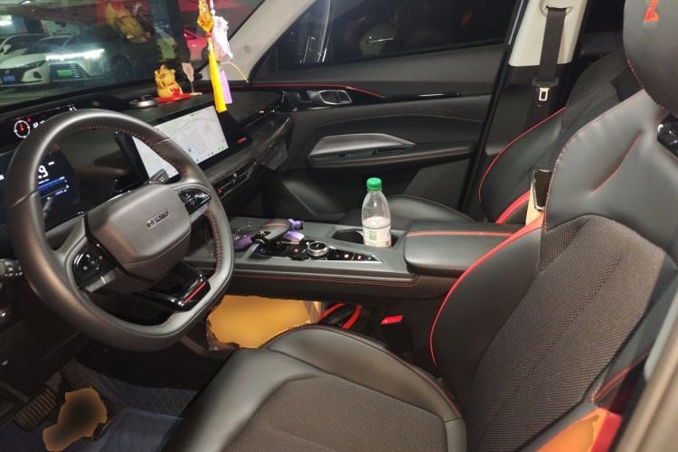 Used CHANGAN OSHAN Z6 2022 Blue Whale 1.5T DCT Luxury Model Left Front Seat