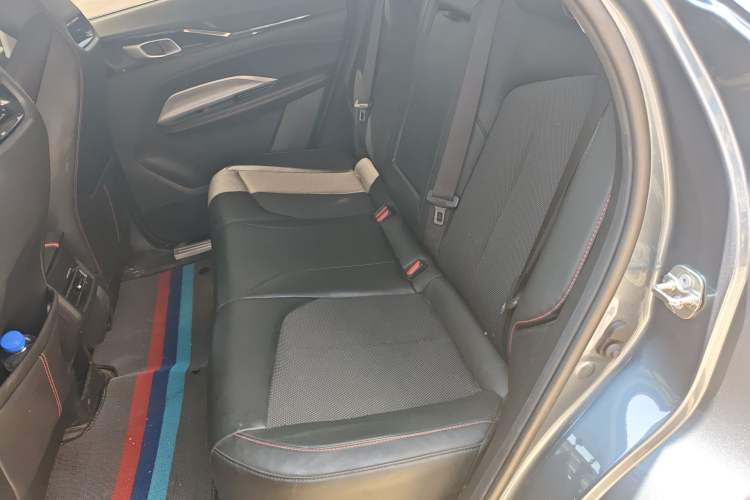 Used CHANGAN OSHAN Z6 2022 Blue Whale 1.5T DCT Luxury Model Left Rear Seat
