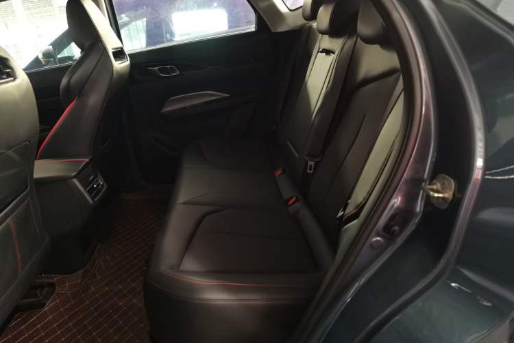 Used CHANGAN OSHAN Z6 2022 Blue Whale 1.5T DCT Luxury Model Left Rear Seat