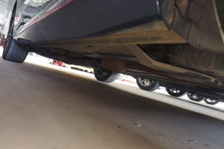 Used CHANGAN OSHAN Z6 2022 Blue Whale 1.5T DCT Luxury Model Left Side Sill