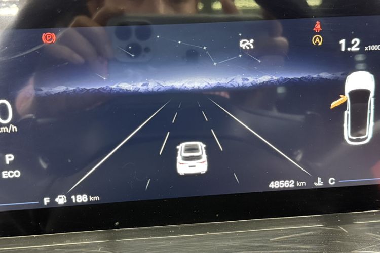 Used CHANGAN OSHAN Z6 2022 Blue Whale 1.5T DCT Smart Edition Odometer Close Up