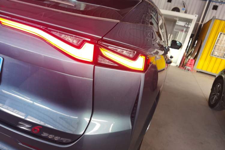 Used CHANGAN OSHAN Z6 2022 Blue Whale 1.5T DCT Luxury Model Right Rear Taillight