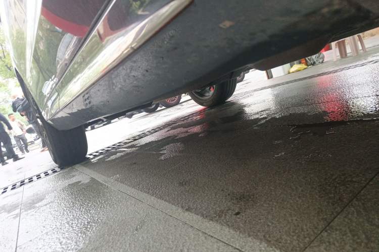 Used CHANGAN OSHAN Z6 2022 Blue Whale 1.5T DCT Smart Navigation Model Right Side Sill