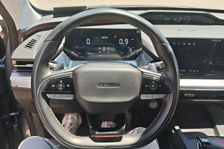 Used CHANGAN OSHAN Z6 2022 Blue Whale 1.5T DCT Luxury Model Steering Wheel