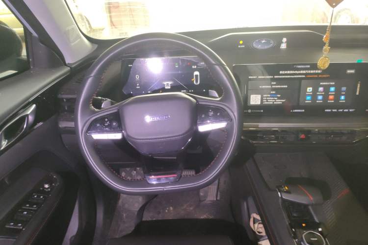 Used CHANGAN OSHAN Z6 2022 Blue Whale 1.5T DCT Smart Edition Steering Wheel