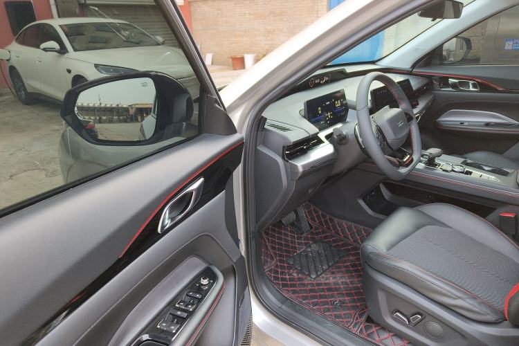 Used CHANGAN OSHAN Z6 2022 Blue Whale 1.5T DCT Luxury Model Driver Seat