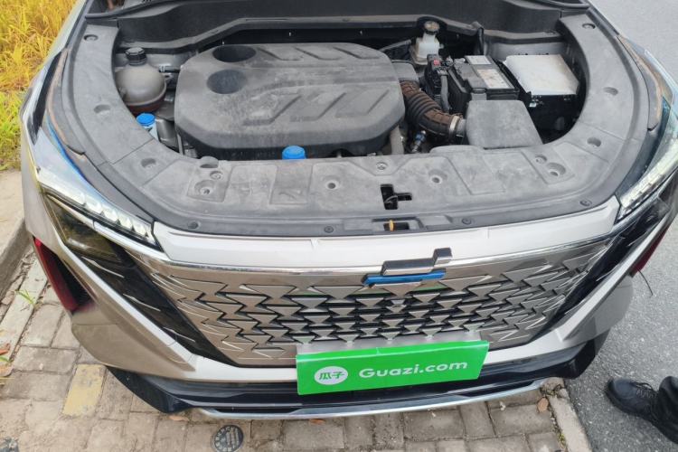 Used CHANGAN OSHAN Z6 2022 Blue Whale 1.5T DCT Smart Edition Engine Bay