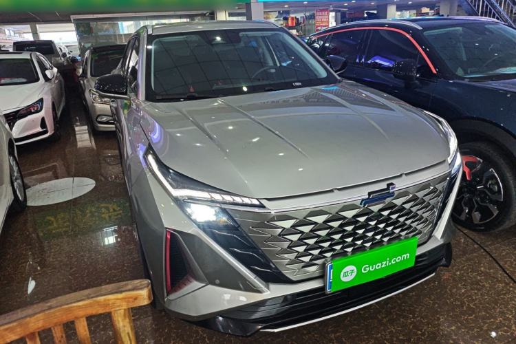 Used CHANGAN OSHAN Z6 2022 Blue Whale 1.5T DCT Smart Edition Front Right 45 Deg