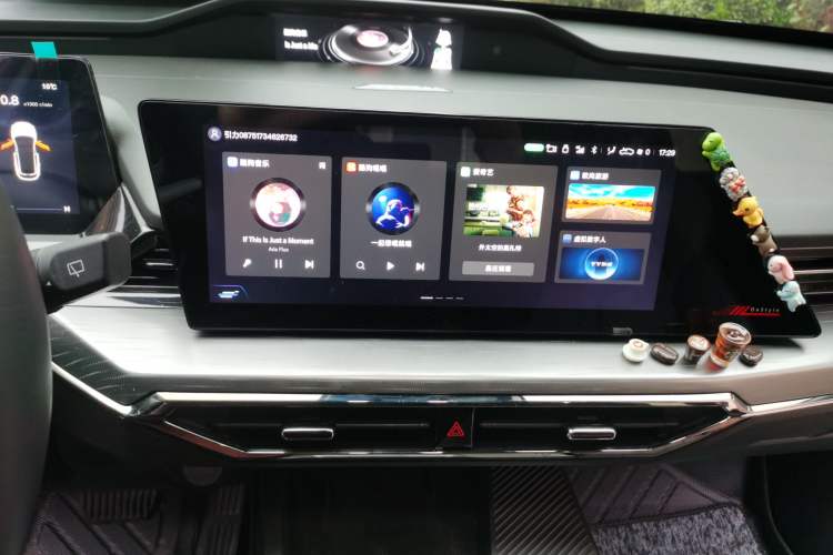 Used CHANGAN OSHAN Z6 2022 Blue Whale 1.5T DCT Smart Edition Urban Version Audio And AC Panel