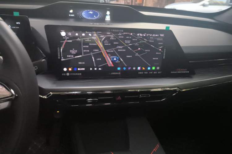 Used CHANGAN OSHAN Z6 2022 Blue Whale 1.5T DCT Smart Edition Audio And AC Panel