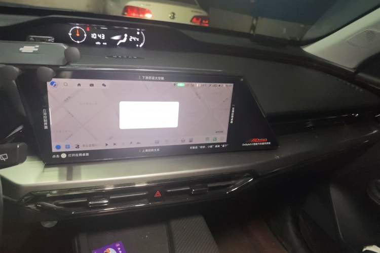 Used CHANGAN OSHAN Z6 2022 Blue Whale 1.5T DCT Luxury Model Audio And AC Panel