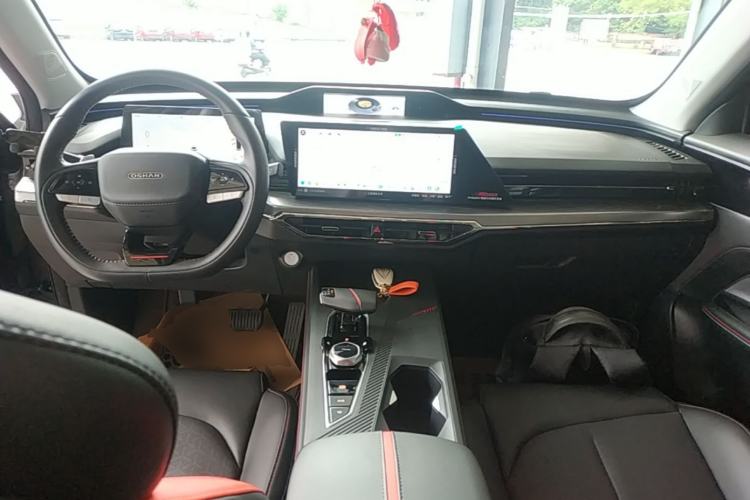 Used CHANGAN OSHAN Z6 2022 Blue Whale 1.5T DCT Smart Navigation Model Center Console